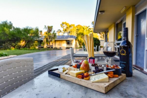 William Macintosh Motor Lodge, Naracoorte
